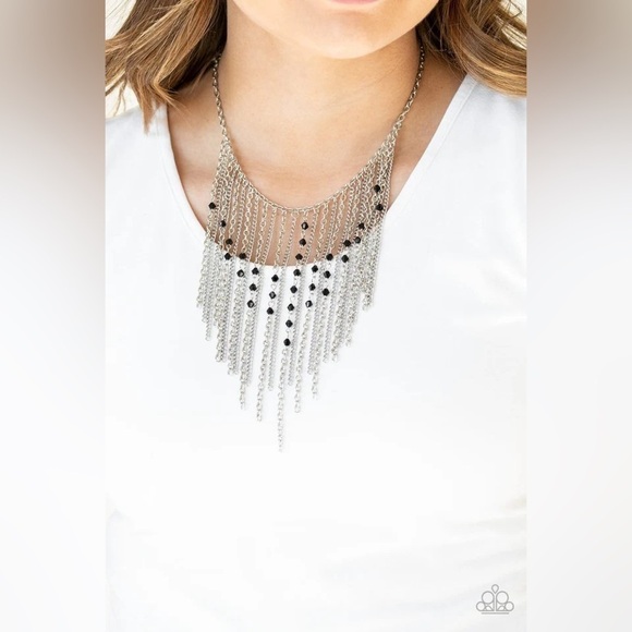 Necklace - Picture 1 of 3